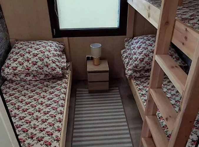 شاليه U Kapitana *